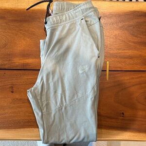 Nike Light Gray Sweatpants